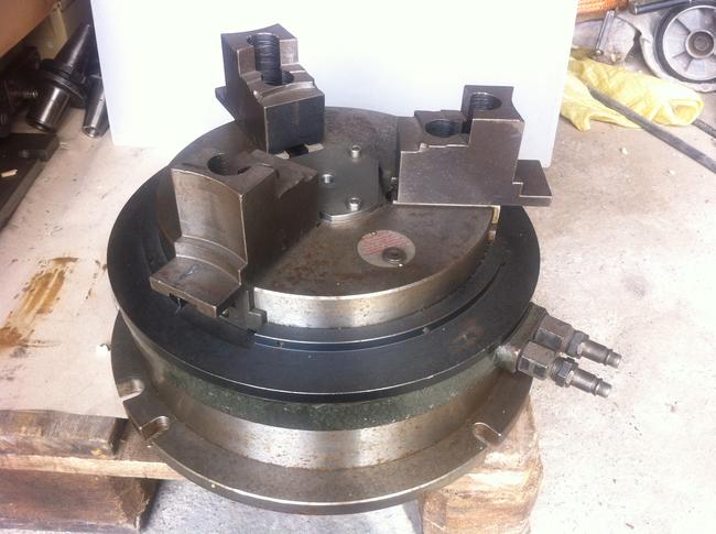 3-jaw hydraulic chuck Forkardt - 3